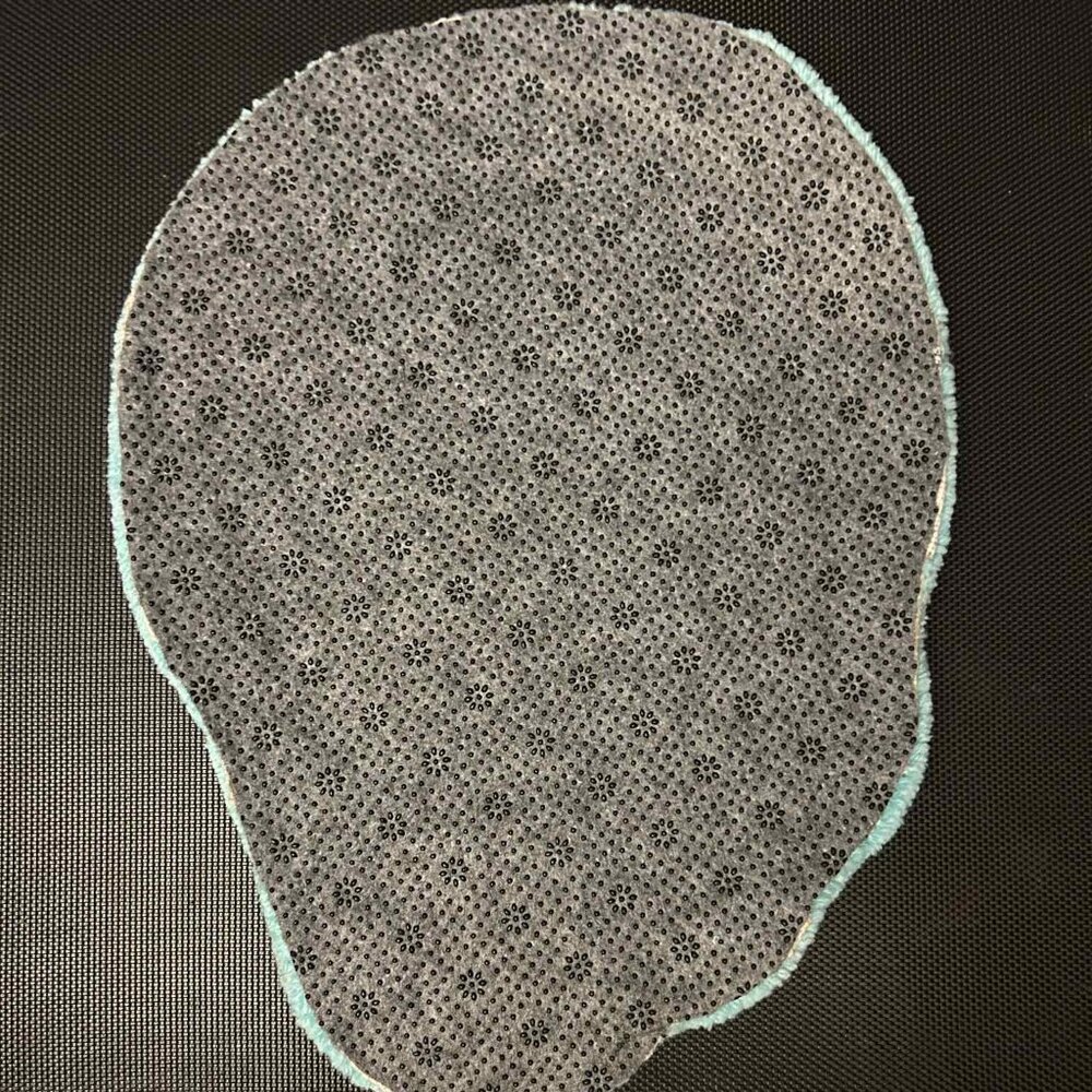 Handmade Trippy Smiley Face Tufted Rug 15"x11" - Picture 4 of 4